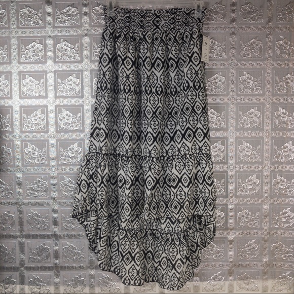 NWT Creative Looks Hi-Low Skirt Swim Cover Up - Picture 3 of 8